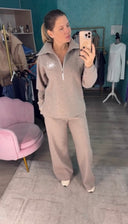 Костюм в'язка з коміром