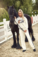 Костюм з вишивкою horse