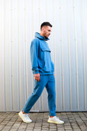 Костюм з карманом