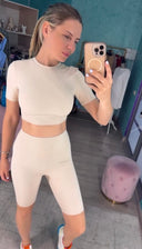 Сет: топ з відкритою спиною та велоcипедки