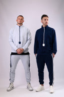 Костюм з акцентною блискавкою