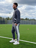 Костюм з вставками