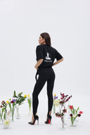 Футболка з акцентними вставками внизу