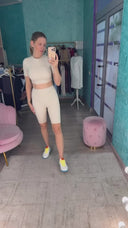 Сет: топ з відкритою спиною та велоcипедки